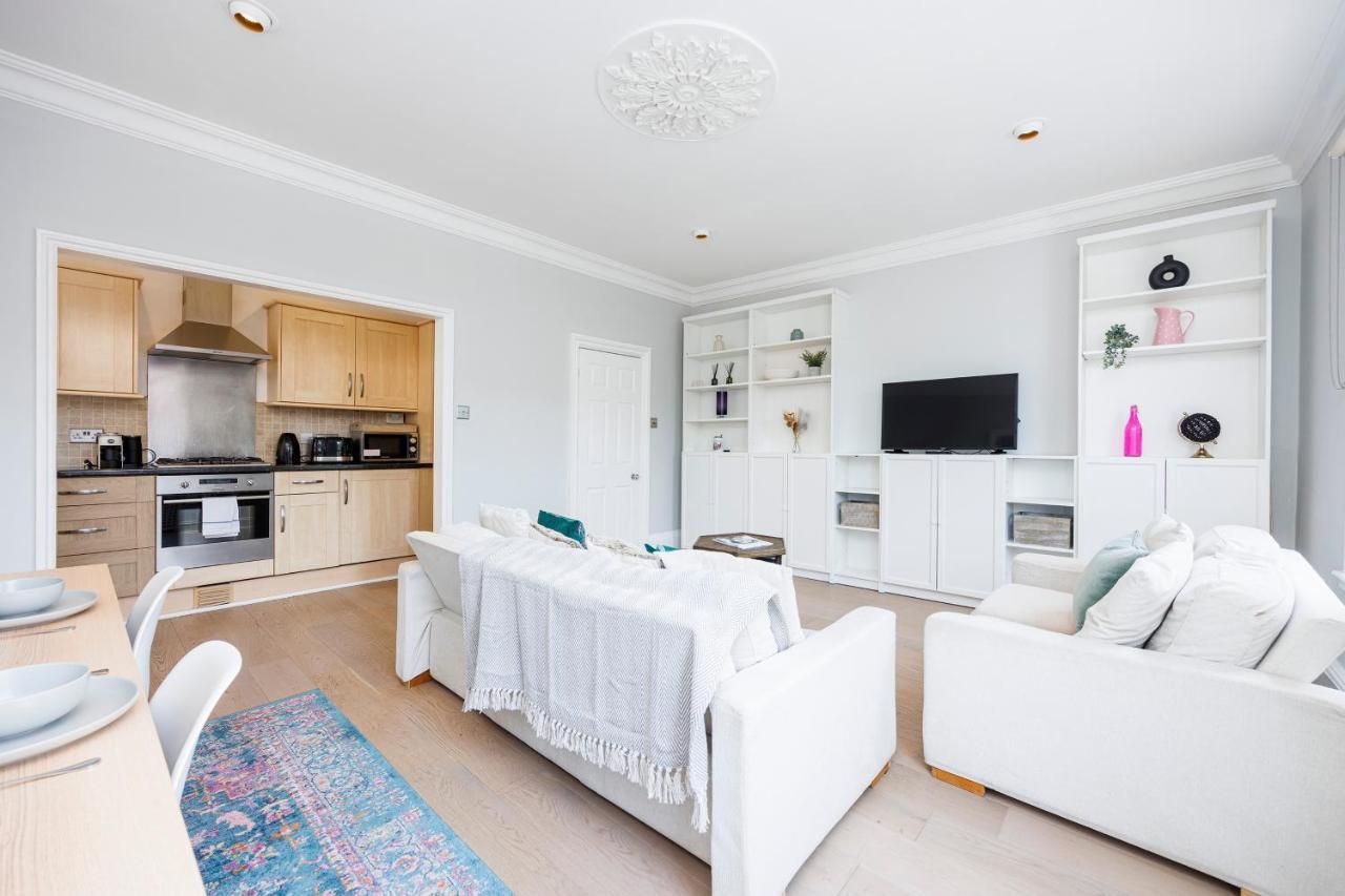 Welcomestay Colliers Wood Two Bed Apartment - Home Away From Home Londra Exterior foto