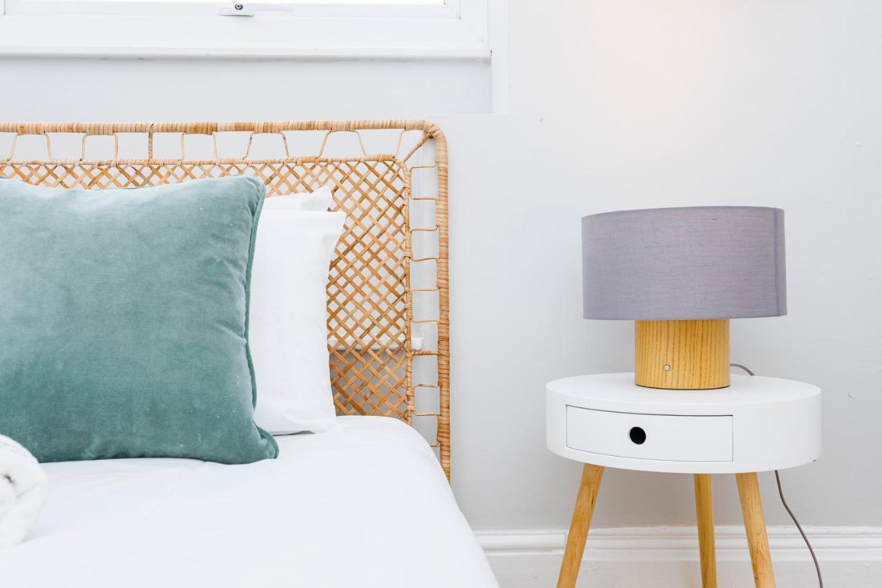 Welcomestay Colliers Wood Two Bed Apartment - Home Away From Home Londra Exterior foto